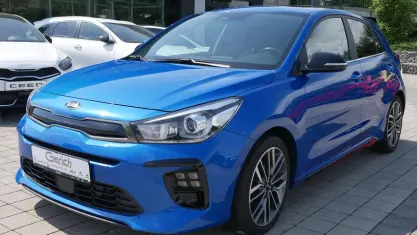 Gebraucht Kia Rio GT-Line 120 PS (88 kW) 2020 (spb) bathysblau met. Limousine