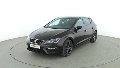 Używany Seat Leon FR 150 KM (110 kW) 2019 Purpurowy Sedan/Limuzyna