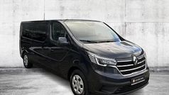 Grau Gebraucht 2024 Renault Trafic Life Van | 34.880 € (Guter Preis)