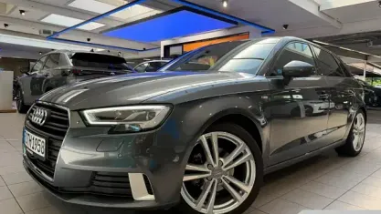 Gebraucht Audi A3 S-Line 150 PS (110 kW) 2019 Grau Limousine