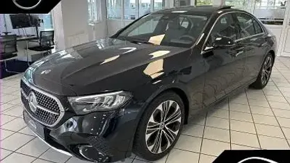 Używany Mercedes E220 Advanced 197 KM (144 kW) 2025 Czarny Sedan/Limuzyna