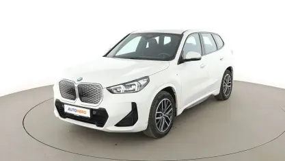 Gebraucht BMW iX1 M Sport 230 kW (313 PS) 2023 Weiß SUV