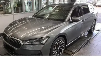 Usado Skoda Superb LAURIN & KLEMENT 193 HP (141 kW) 2024 Carrinha
