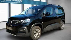 Schwarz Gebraucht 2023 Peugeot Rifter Allure Van / Kleinbus | 20.380 € (Fairer Preis)