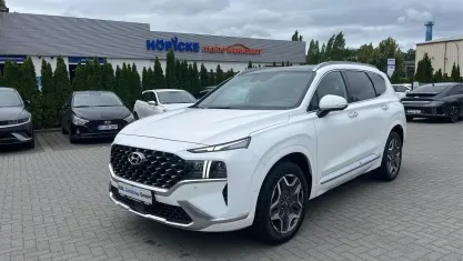 Gebraucht Hyundai Santa Fe Signature 265 PS (194 kW) 2022 White cream SUV
