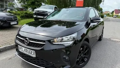 Gebraucht Opel Corsa Edition 101 PS (74 kW) 2020 Diamant schwarz/karbon schwarz Kleinwagen