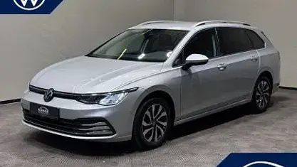 Gebraucht VW Golf VIII Active 150 PS (110 kW) 2023 Reflexsilber metallic Kombi