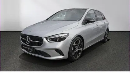 Gebraucht Mercedes B180 Progressive 136 PS (100 kW) 2025 Van / Kleinbus