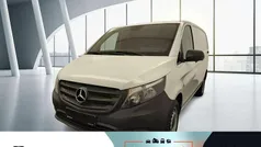 Gebraucht 2023 Mercedes Vito Van / Kleinbus | 31.523 € (Fairer Preis)