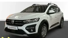 Weiß Gebraucht 2021 Dacia Sandero Comfort Kleinwagen | 14.880 € (Guter Preis)