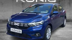 Blau Gebraucht 2024 Dacia Sandero Expression Kleinwagen | 16.600 € (Guter Preis)