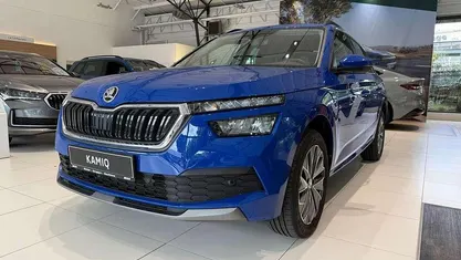Energyblau Gebraucht 2024 Skoda Kamiq Tour SUV | 19.890 € (Fairer Preis)
