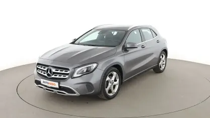 Gebraucht Mercedes GLA200 Urban 156 PS (114 kW) 2019 Grau SUV