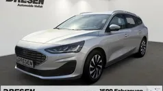Silber Gebraucht 2024 Ford Focus Titanium Kombi | 23.690 € (Guter Preis)