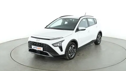Weiß Gebraucht 2022 Hyundai Bayon Select SUV | 14.770 € (Guter Preis)
