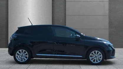 Blackpearlschwarz Neu 2025 Renault Clio V Evolution Kleinwagen | 20.290 € (Fairer Preis)