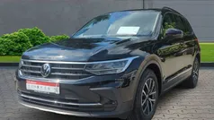 Schwarz Gebraucht 2021 VW Tiguan Life SUV | 23.330 € (Guter Preis)