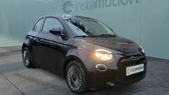 Schwarz Gebraucht 2022 Fiat 500e Icon Limousine | 16.490 € (Superpreis)