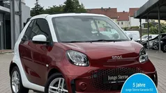 Bodypanels in carmine red () Gebraucht 2022 Smart ForTwo Electric Drive Passion Cabrio | 14.930 € (Fairer Preis)