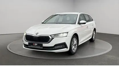 Candyweiß Gebraucht 2020 Skoda Octavia First Edition Kombi | 17.890 € (Etwas zu teuer)