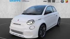 Weißschwarz Neu 2025 Abarth 500e Turismo Kleinwagen | 36.990 € (Fairer Preis)