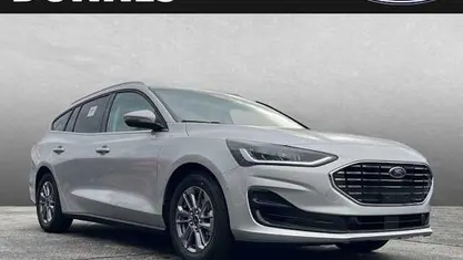 Silber Neu 2025 Ford Focus Titanium Kombi | 30.479 € (Fairer Preis)