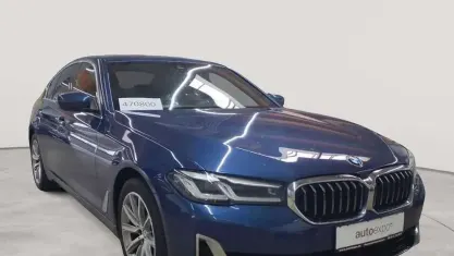 Gebraucht BMW 520 Luxury Line 190 PS (139 kW) 2022 Phytonicblau metallic Limousine