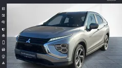 Grau Gebraucht 2021 Mitsubishi Eclipse Cross Basis SUV | 21.480 € (Guter Preis)