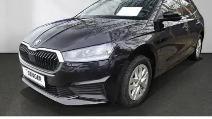 Gebraucht Skoda Fabia Ambition 80 PS (58 kW) 2022 Blackmagic perleffekt Kleinwagen