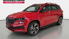 Magnetic grau metallic Gebraucht 2024 Skoda Karoq SportLine SUV | 38.990 € (Fairer Preis)