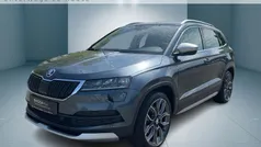 Quarzgrau metallic Gebraucht 2022 Skoda Karoq Scout 4x4 SUV | 33.450 € (Fairer Preis)