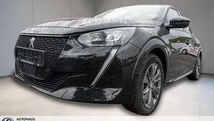 Schwarz Gebraucht 2023 Peugeot e-208 Allure Kleinwagen | 16.940 € (Guter Preis)