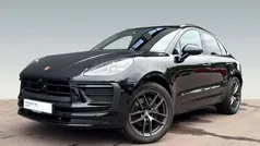Schwarz Gebraucht 2023 Porsche Macan SUV | 75.900 € (Teuer)