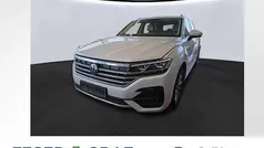 Oryxweiß perlmutteffekt Gebraucht 2022 VW Touareg Elegance SUV | 52.950 € (Fairer Preis)