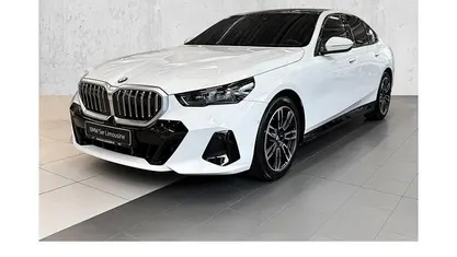 Neu BMW 520 M Sport 190 PS (139 kW) 2025 Weiß Limousine