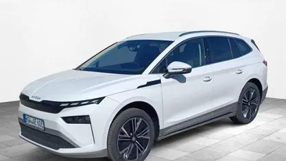 Gebraucht Skoda Enyaq iV Loft 150 kW (204 PS) 2025 Weiß SUV
