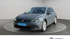 Grau Gebraucht 2020 VW Golf VIII Life Limousine | 17.990 € (Fairer Preis)