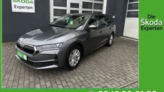 Graphitegrau metallic Neu 2025 Skoda Octavia Selection Kombi | 35.650 € (Fairer Preis)