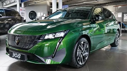 Gebraucht Peugeot 308 Allure 131 PS (96 kW) 2025 Limousine