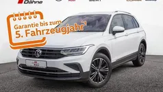 Weiß Gebraucht 2022 VW Tiguan Active SUV | 29.880 € (Guter Preis)