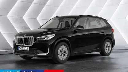 Schwarz Neu 2025 BMW iX1 Performance SUV | 56.650 € (Teuer)