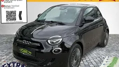 Onyx schwarz Gebraucht 2021 Fiat 500e Action Limousine | 11.970 € (Guter Preis)
