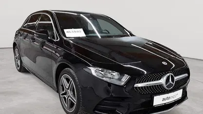 Nachtschwarz Gebraucht 2021 Mercedes A250 AMG line Limousine | 23.390 € (Superpreis)