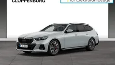 Grau Neu 2025 BMW i5 M Sport Limousine | 72.010 € (Fairer Preis)