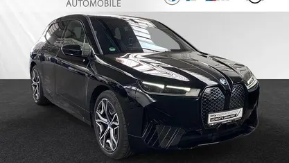 Gebraucht 2022 BMW iX Sport Line SUV | 55.900 € (Superpreis)