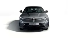 Schwarz Gebraucht 2024 Renault Mégane Iconic Limousine | 36.200 € (Guter Preis)