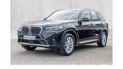Gebraucht BMW X3 Sport Line 190 PS (139 kW) 2023 Schwarz SUV