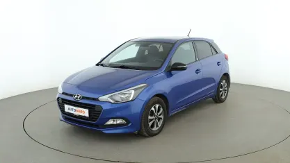 Gebraucht Hyundai i20 Passion 84 PS (61 kW) 2018 Blau Limousine