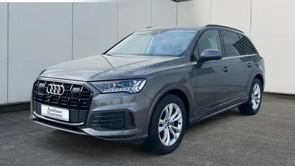 Grau Gebraucht 2023 Audi Q7 Basis SUV | 65.480 € (Teuer)