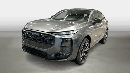 Neu Audi Q3 Sportback Sport 150 PS (110 kW) 2025 Grau SUV